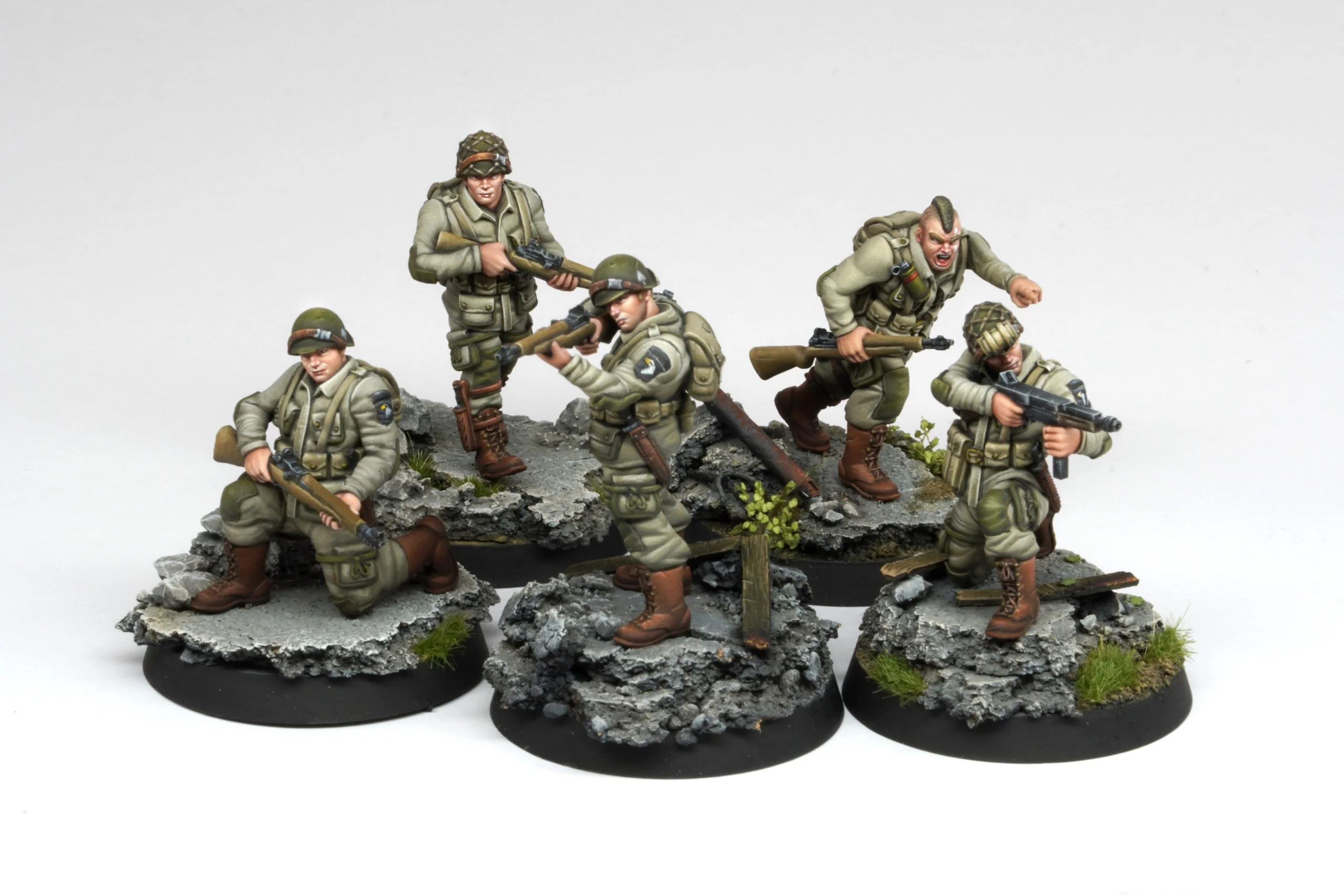 AK Interactive Fortunate Sons Miniature Scale Model 10-Piece Set - 101st Airborne Division - Image 6
