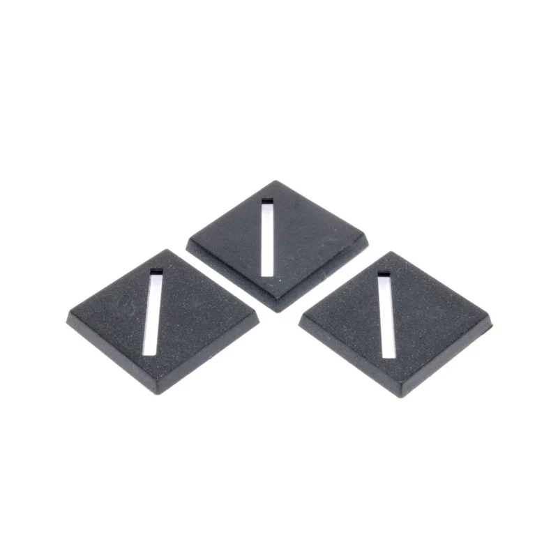 Chessex - Square Slotted Base (1) 25mm - Black