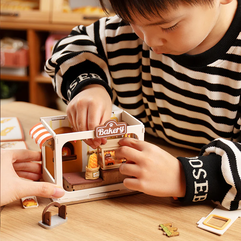 DIY Miniature House - Teddy's Breadbox - Image 4