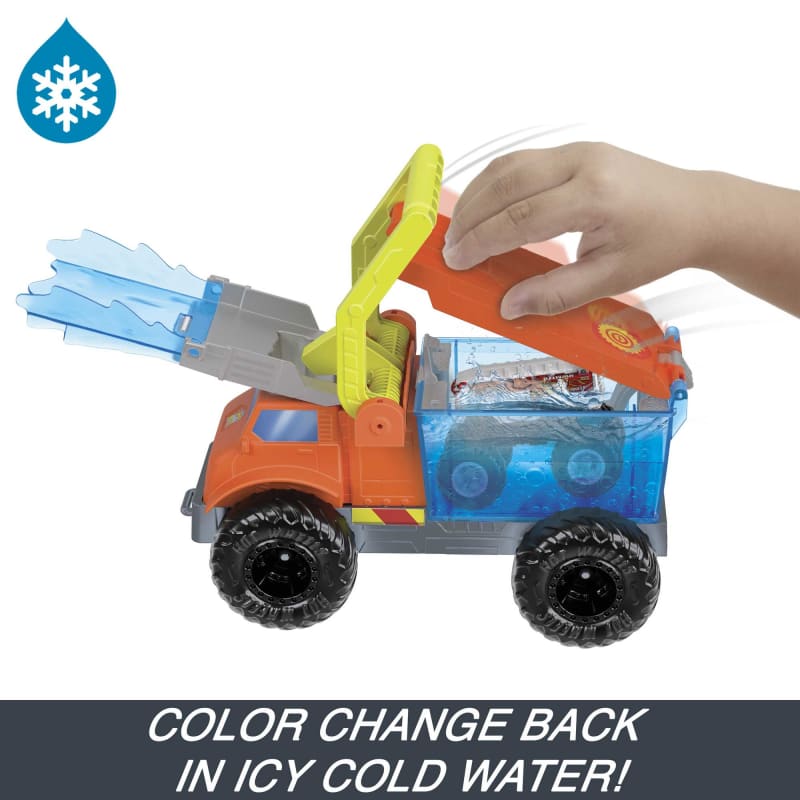 Hot Wheels Monster Trucks - Arena Smashers: 5 Alarm's Colour Shifter Water Blast Smash Playset - Image 3