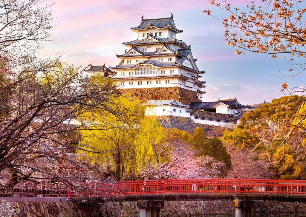 Ravensburger - Himeji Castle Japan - Beautiful Castles 1000 Piece Jigsaw - Image 2
