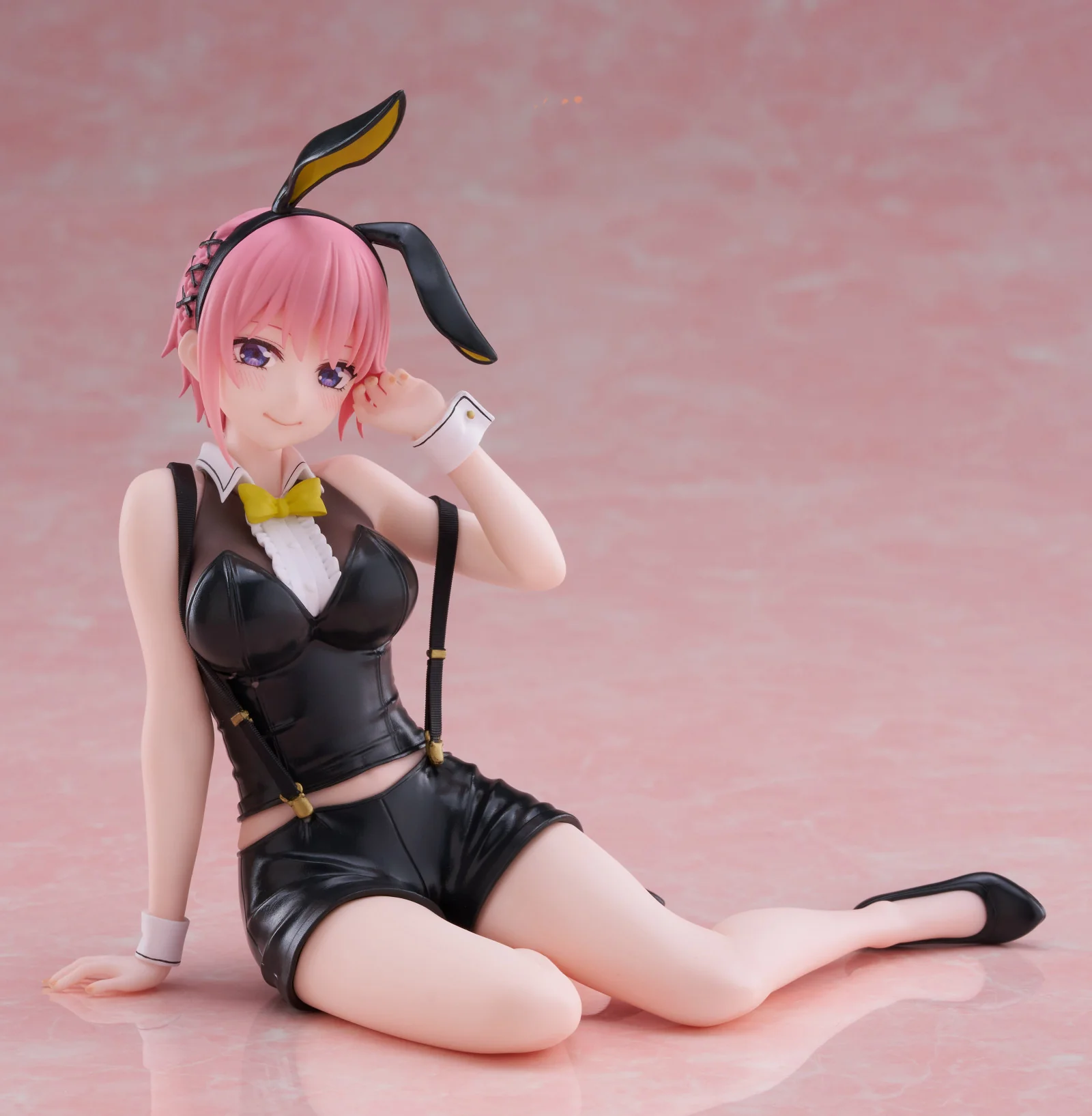 Taito The Quintessential Quintuplets 3 Desktop Cute Ichika Nakano (Bunny Version) Figure